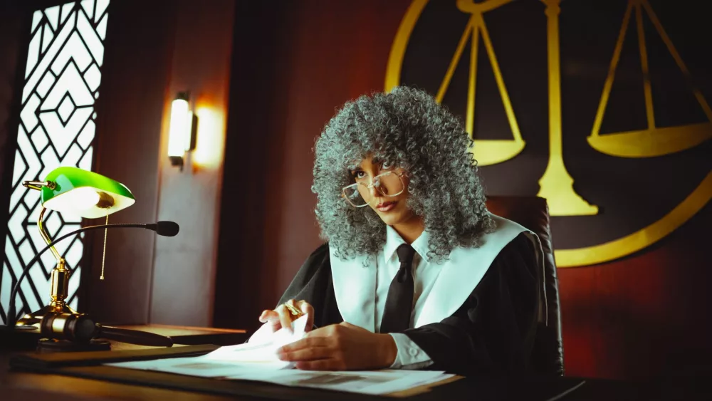 Unraveling the Legal Lingo: What's the Real Difference Between a Lawyer and an Attorney?